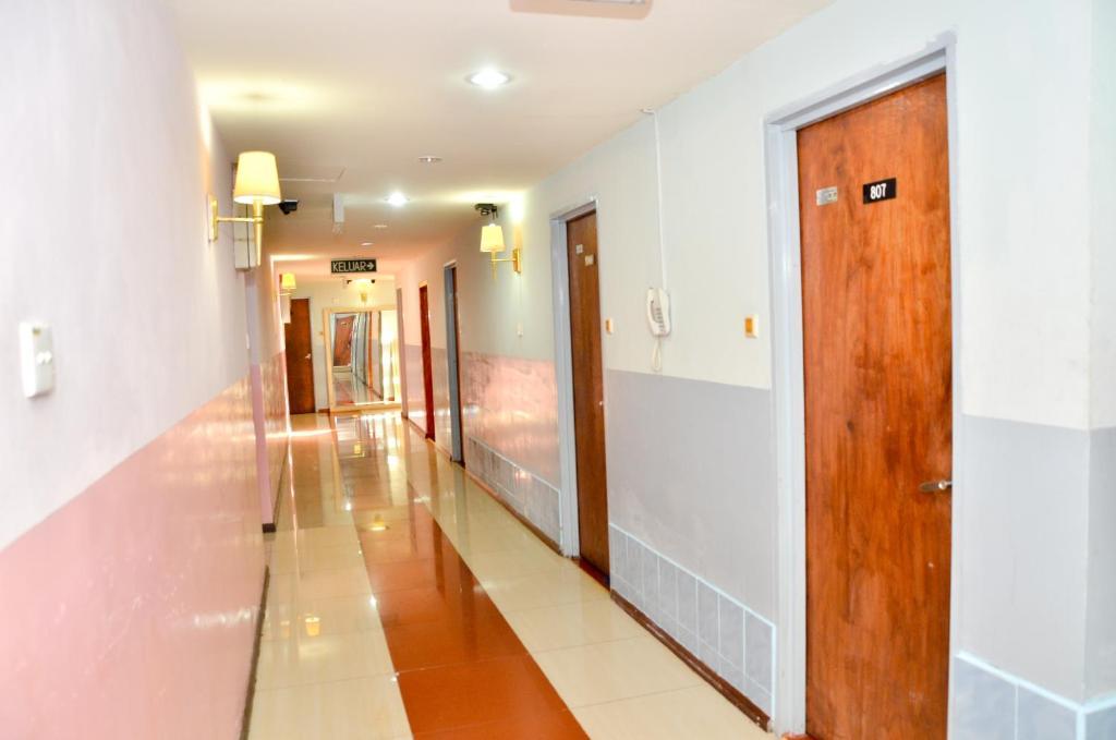 J &J Hotel Kota Kinabalu Luaran gambar